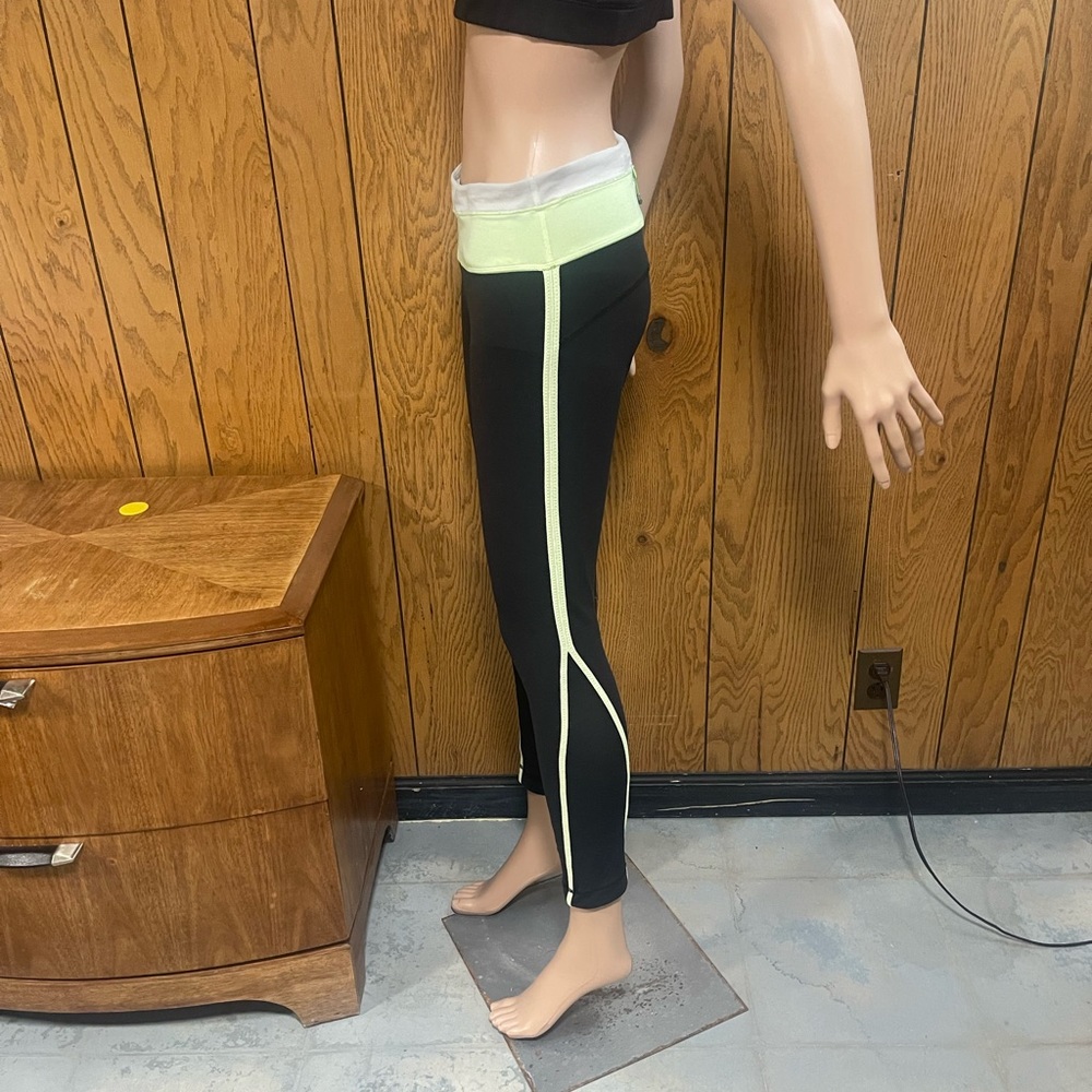 Lululemon" Pant leggings black & Green - Picture 4 of 13